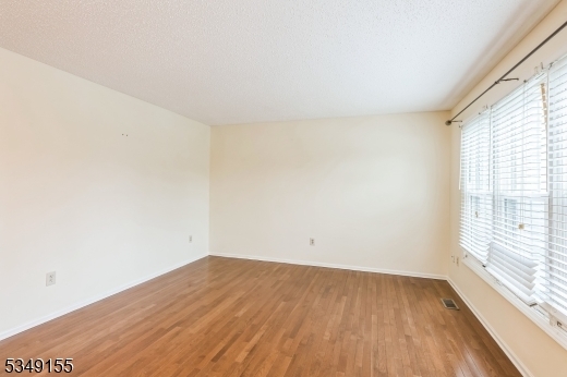 Property Photo: 8 Burlington Ct NJ 07419