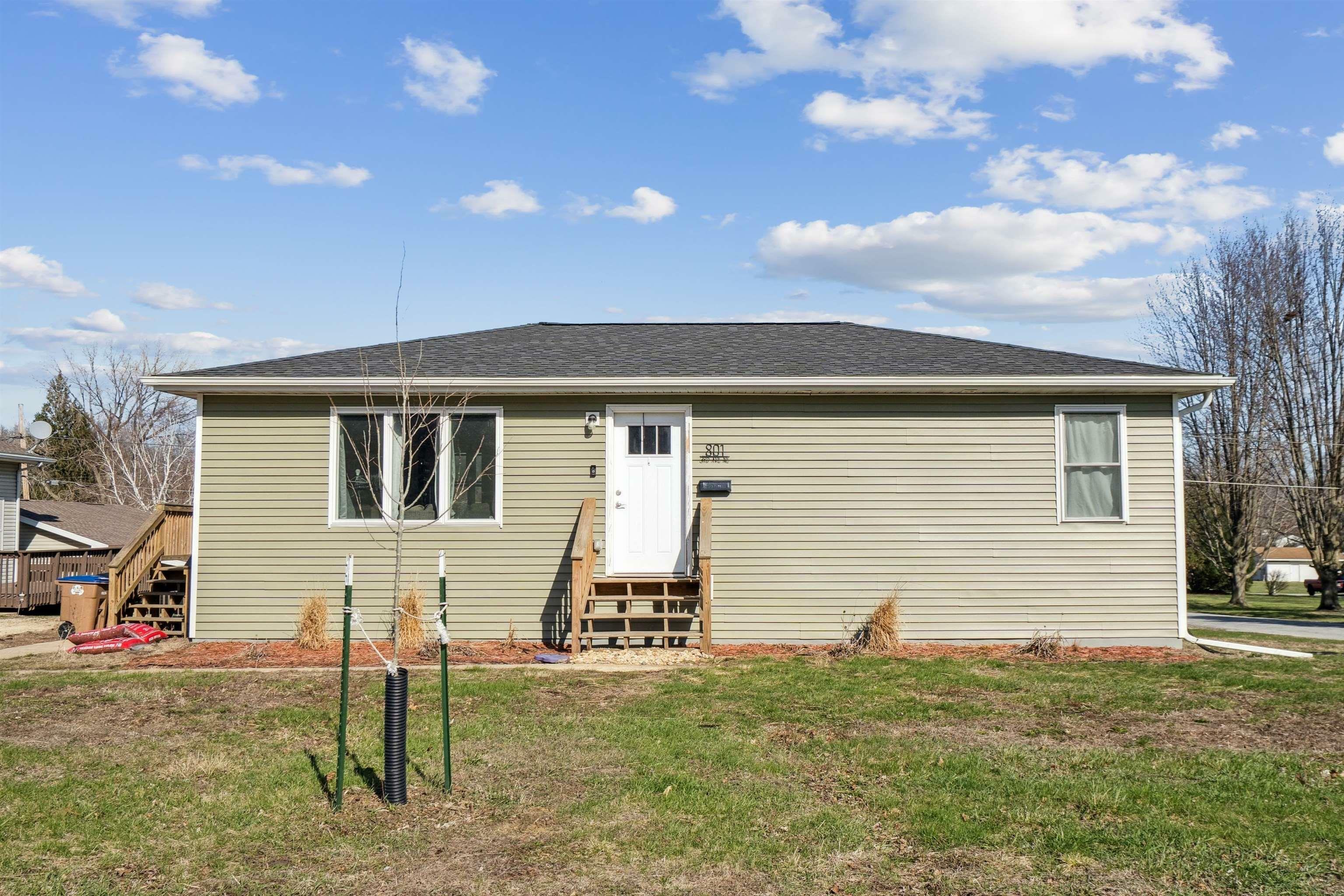 801 3rd Ave NE  Oelwein IA 50662 photo