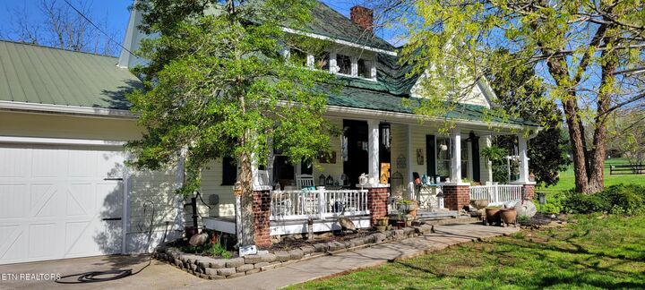 Property Photo:  9003 Hill Rd  TN 37938 