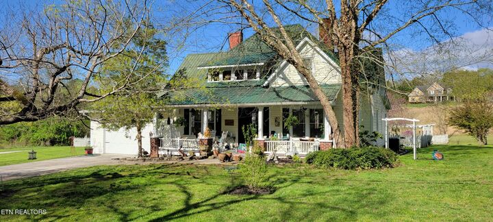 Property Photo:  9003 Hill Rd  TN 37938 