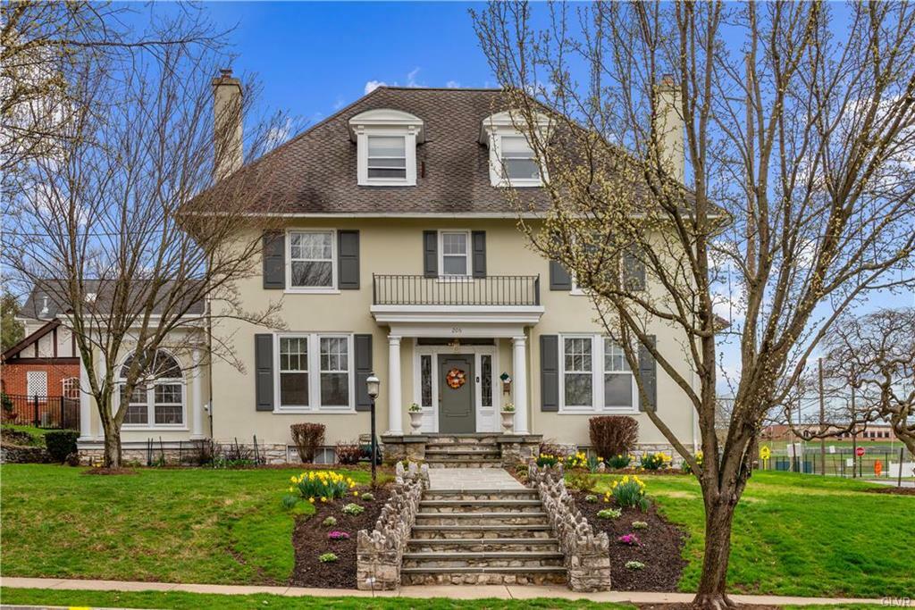 Property Photo: 206 East Granada Avenue PA 17033