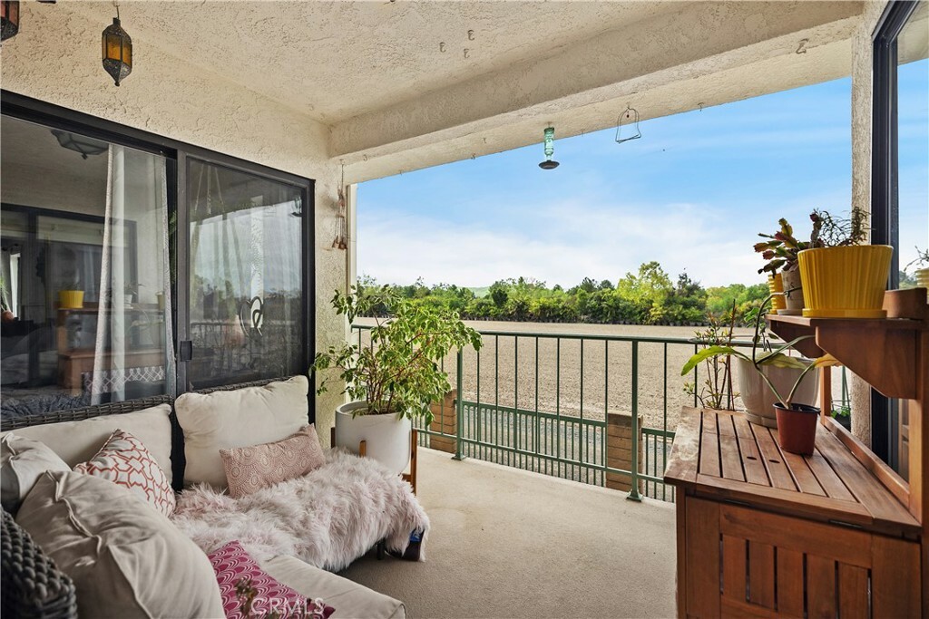 Property Photo: 7112 Apricot Drive 7112 CA 92618