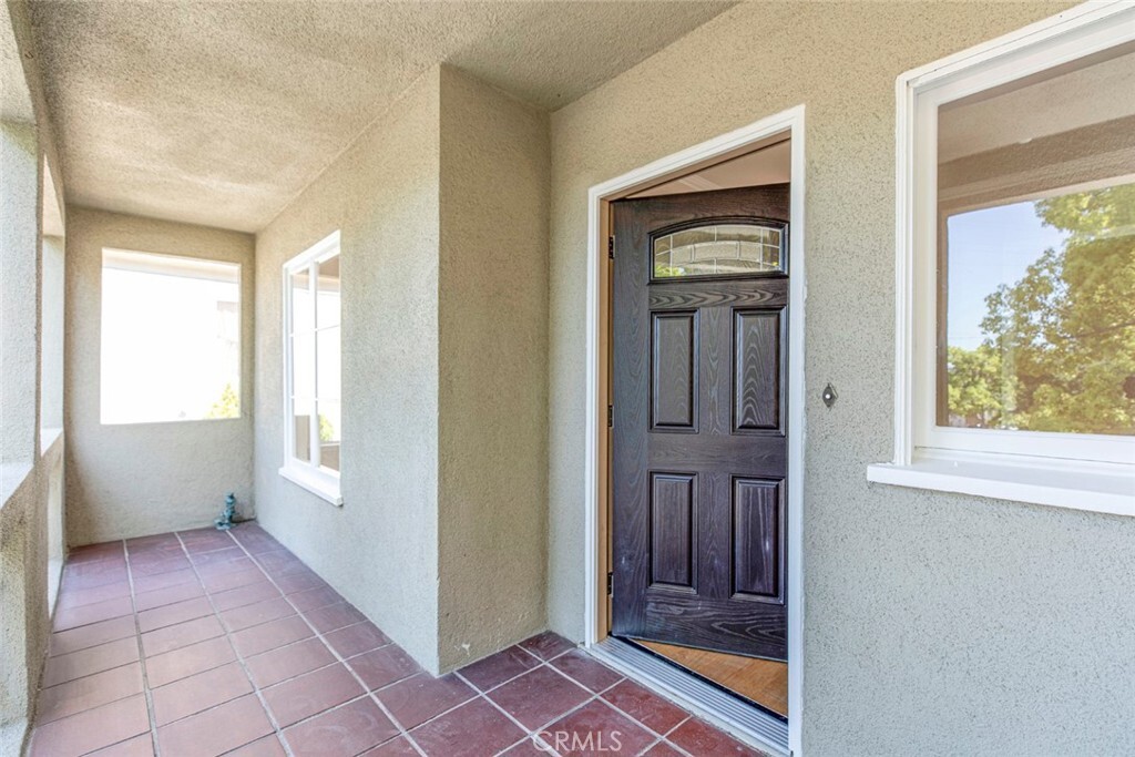 Property Photo: 743 E Doran Street CA 91206