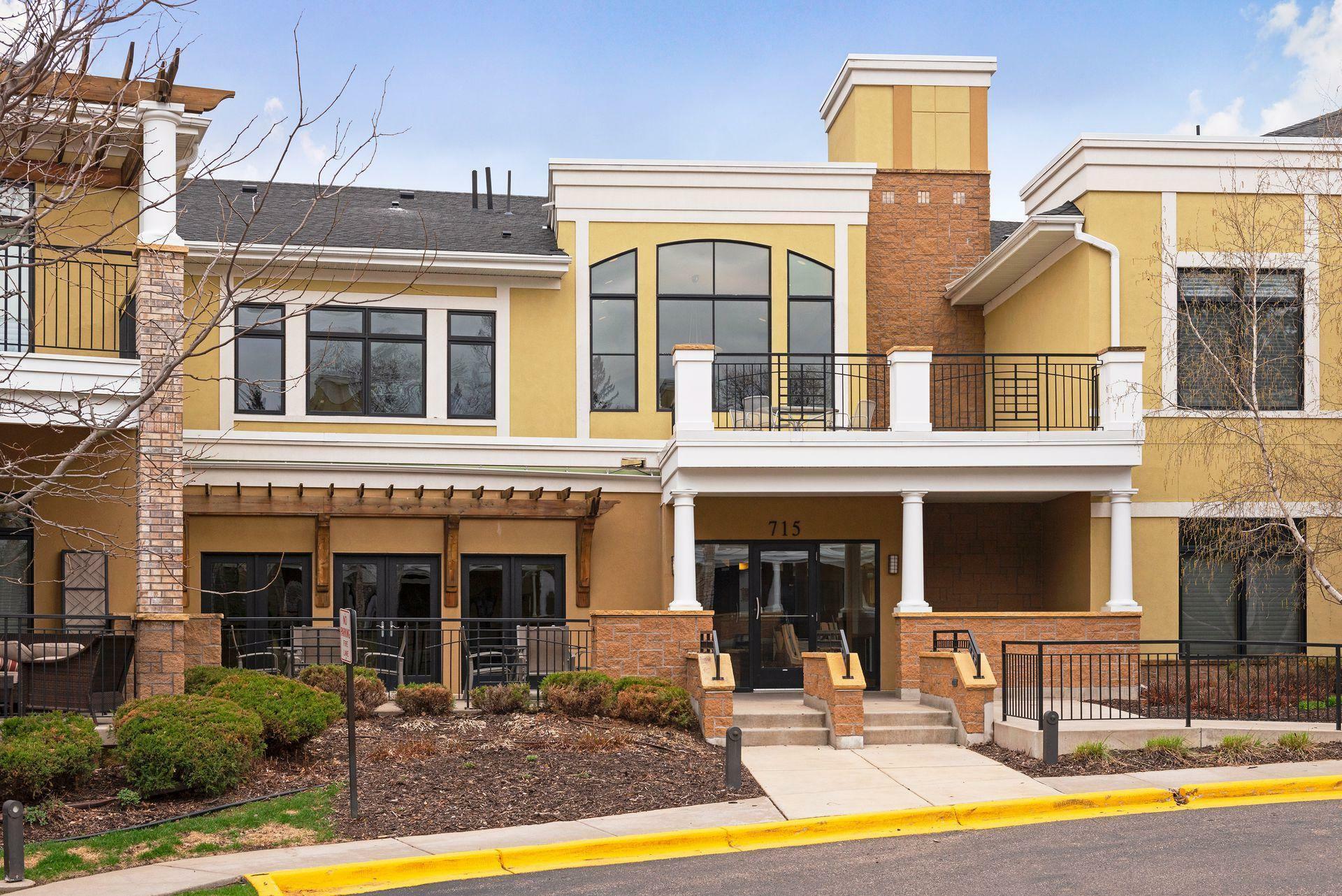 Property Photo:  715 Linden Street 107  MN 55118 