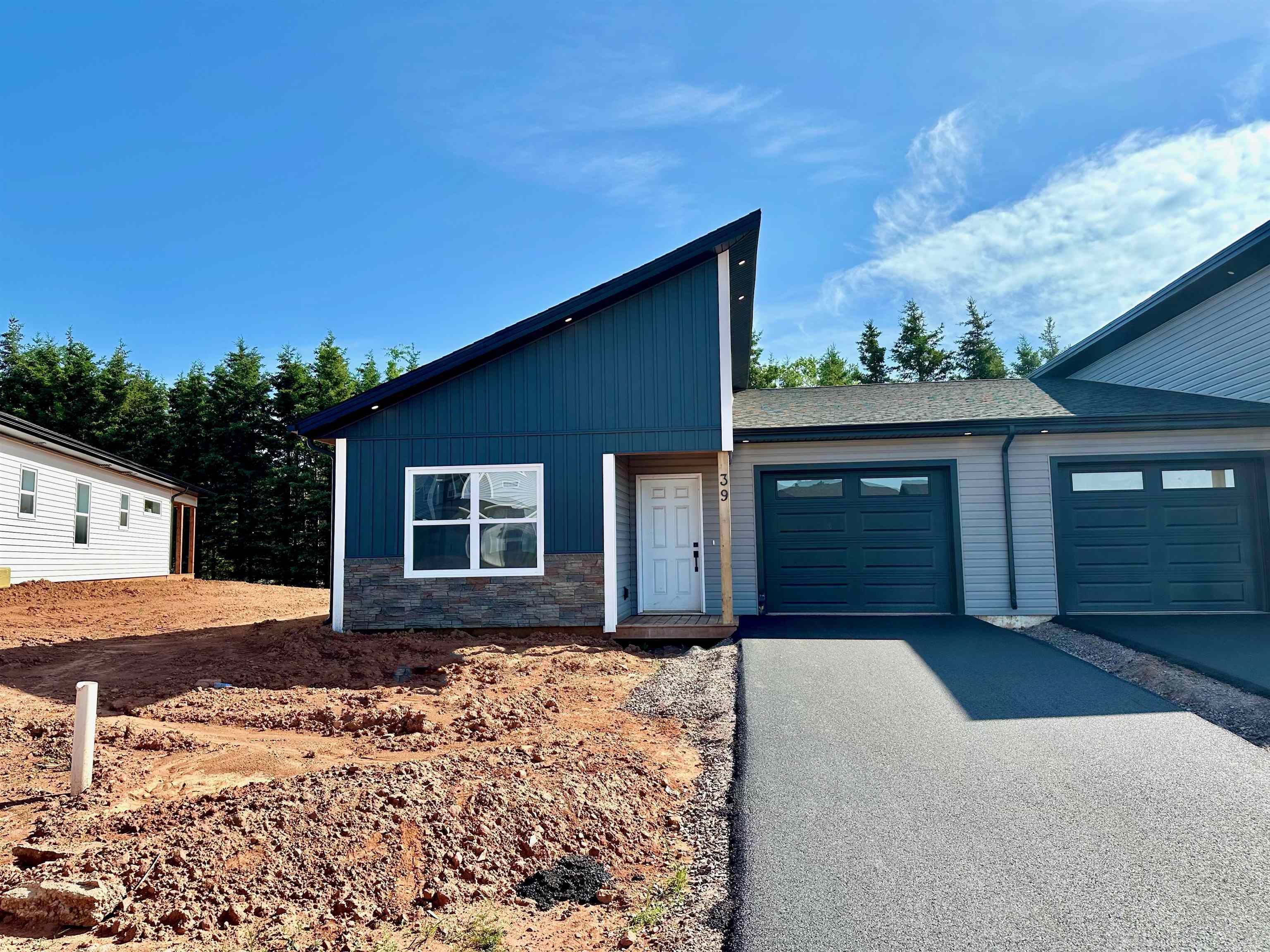 39 Stanmol Drive  Charlottetown PE C1E 3S9 photo