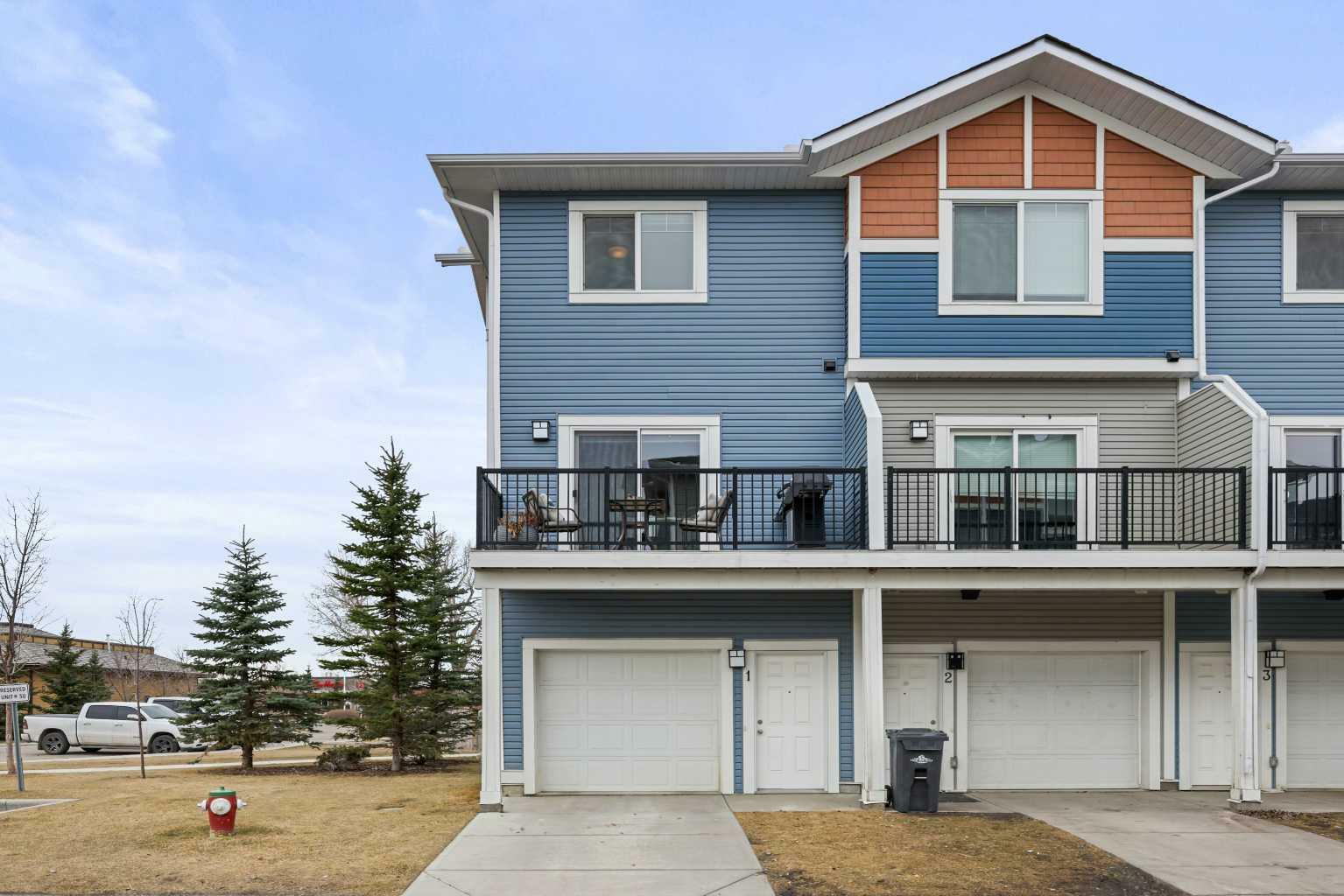 1 Stonehouse Crescent NW  High River AB T1V 0G3 photo