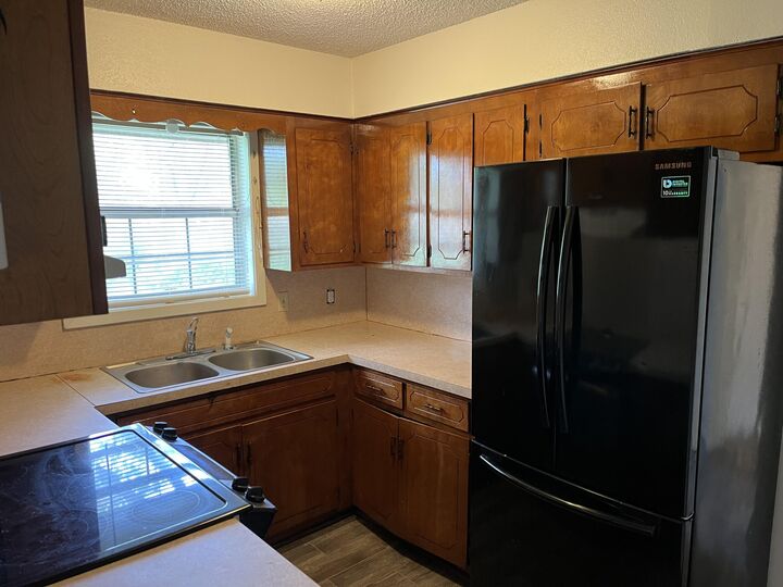 Property Photo:  702 W North St  LA 71446 