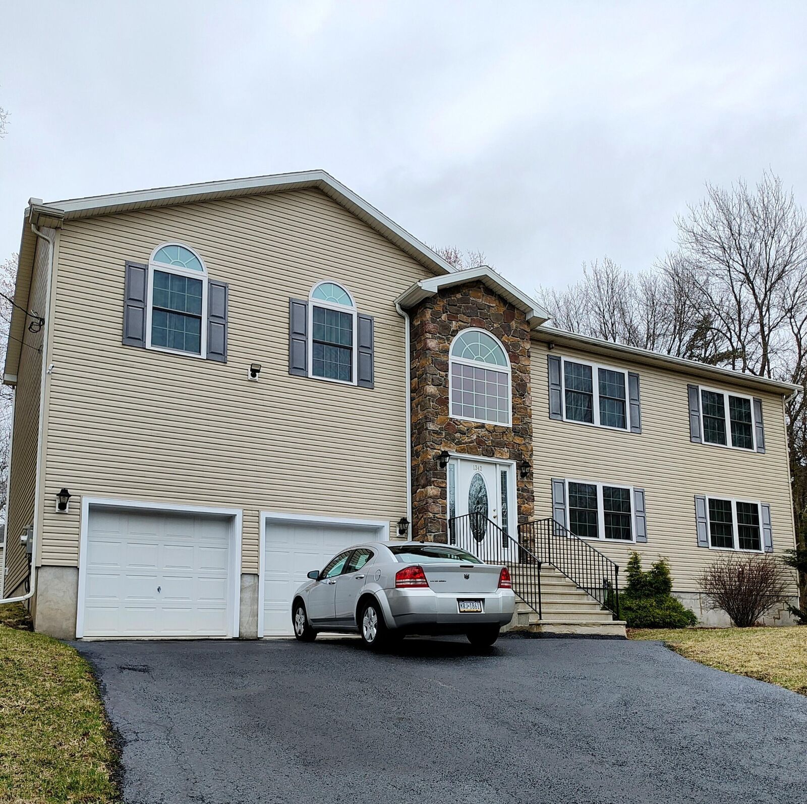 Property Photo: 1342 Clover Road PA 18334