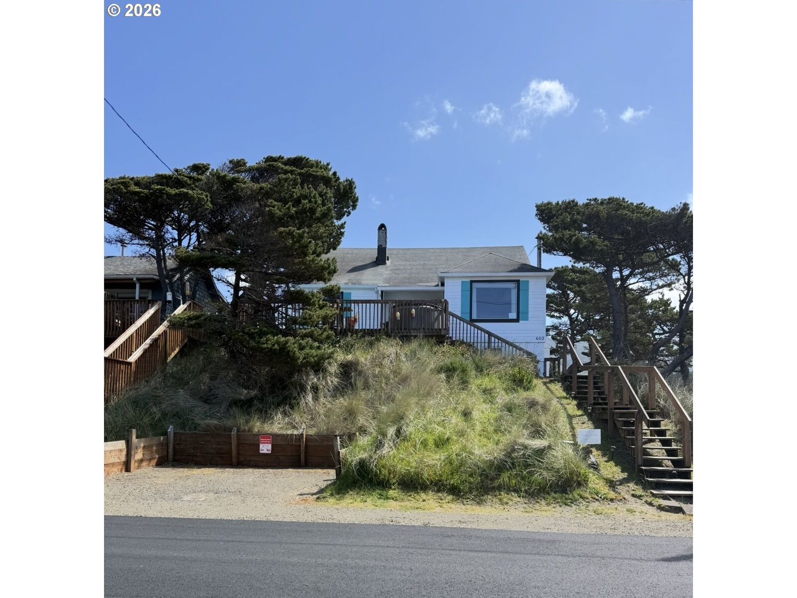 Property Photo:  602 N Pacific St  OR 97136 