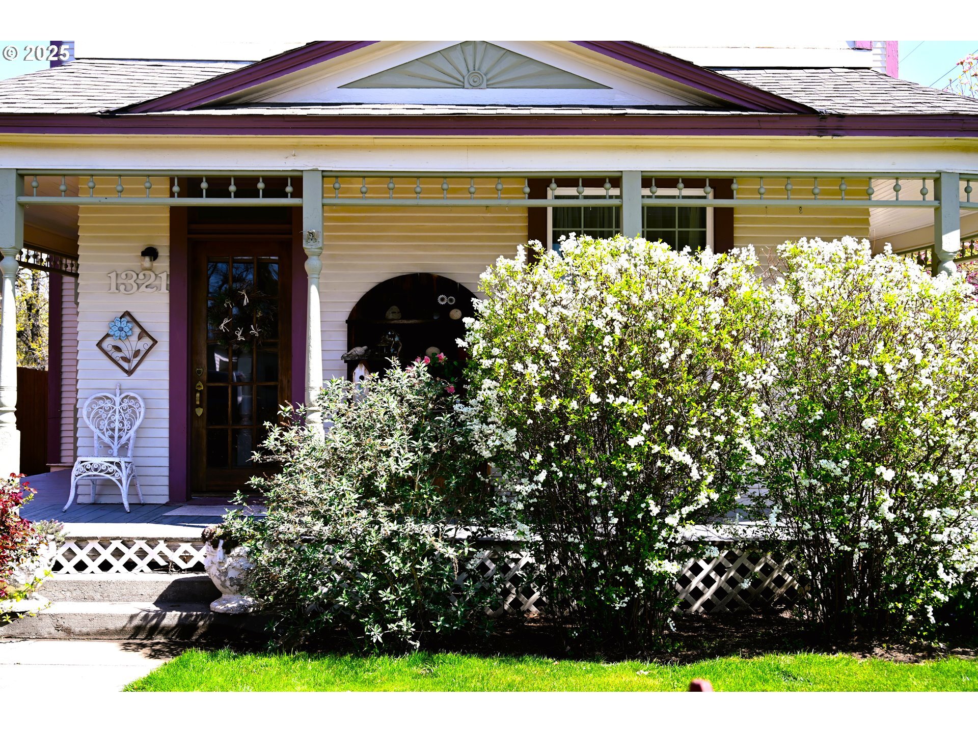 Property Photo: 1321 Chestnut St OR 97862