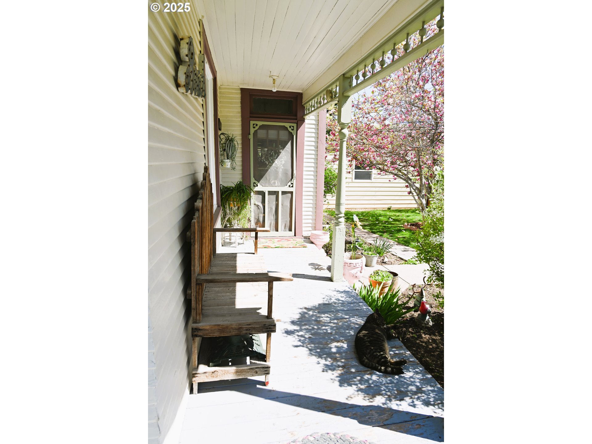 Property Photo: 1321 Chestnut St OR 97862