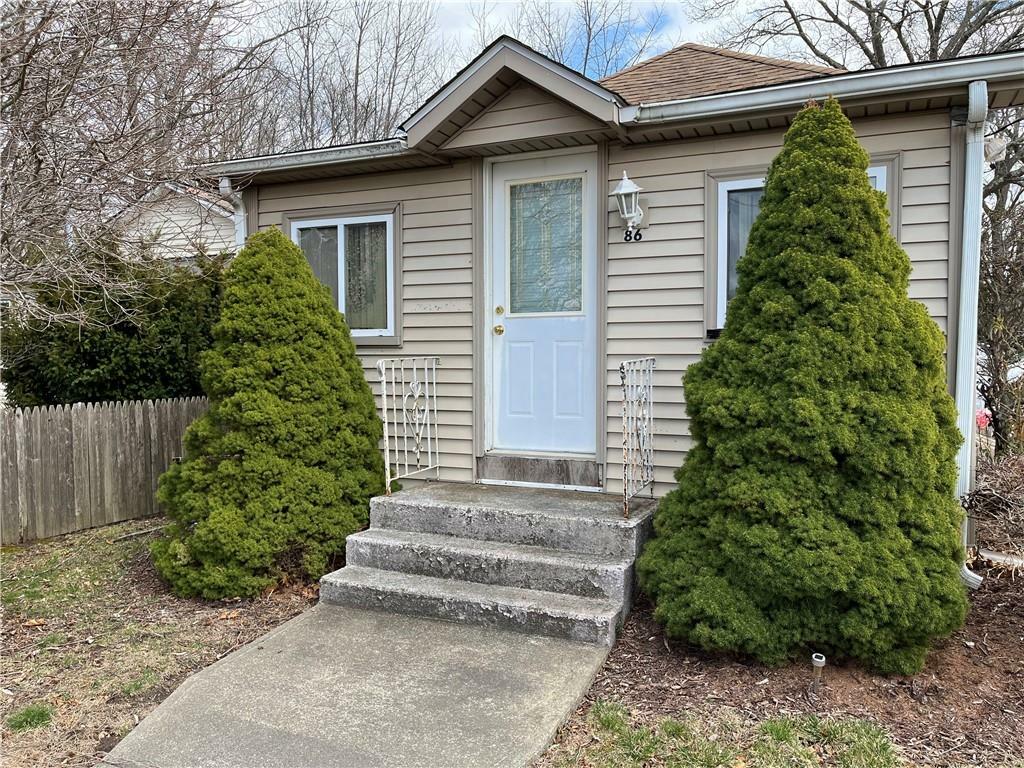 86 Glen Drive  Warwick RI 02889 photo
