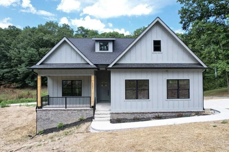 Property Photo:  4027 Bow Street NE  TN 37312 