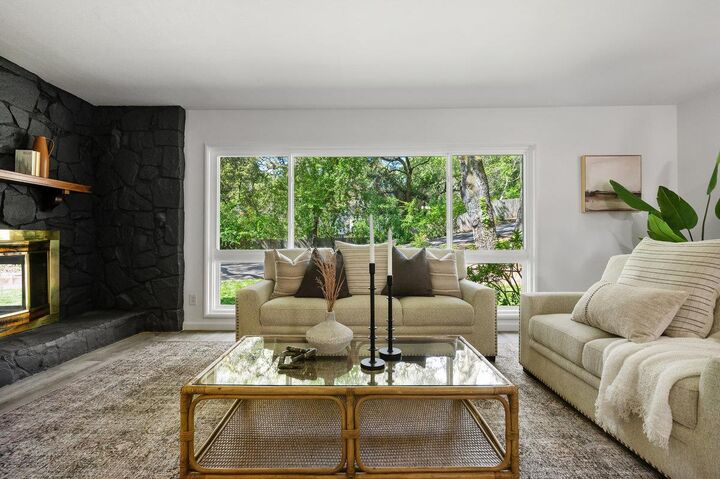 Property Photo: 2085 Edgewood Road CA 94062