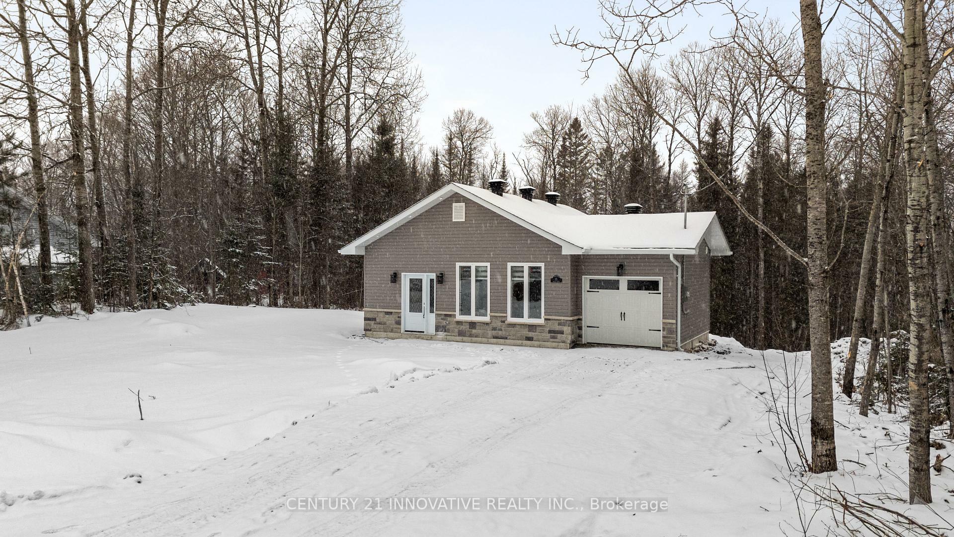 Photo de la propriété: 15 Grant Court ON P0A 1X0