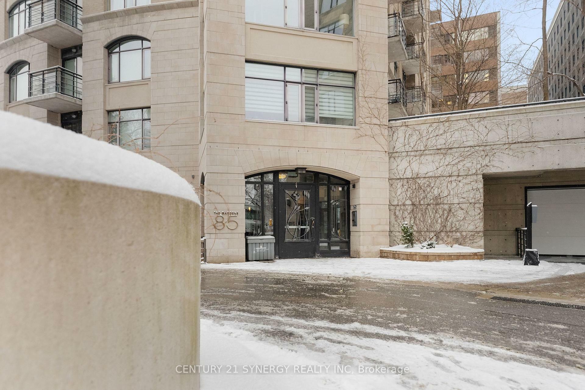 Property Photo: 85 Bronson Avenue 1603 ON K1R 6G7