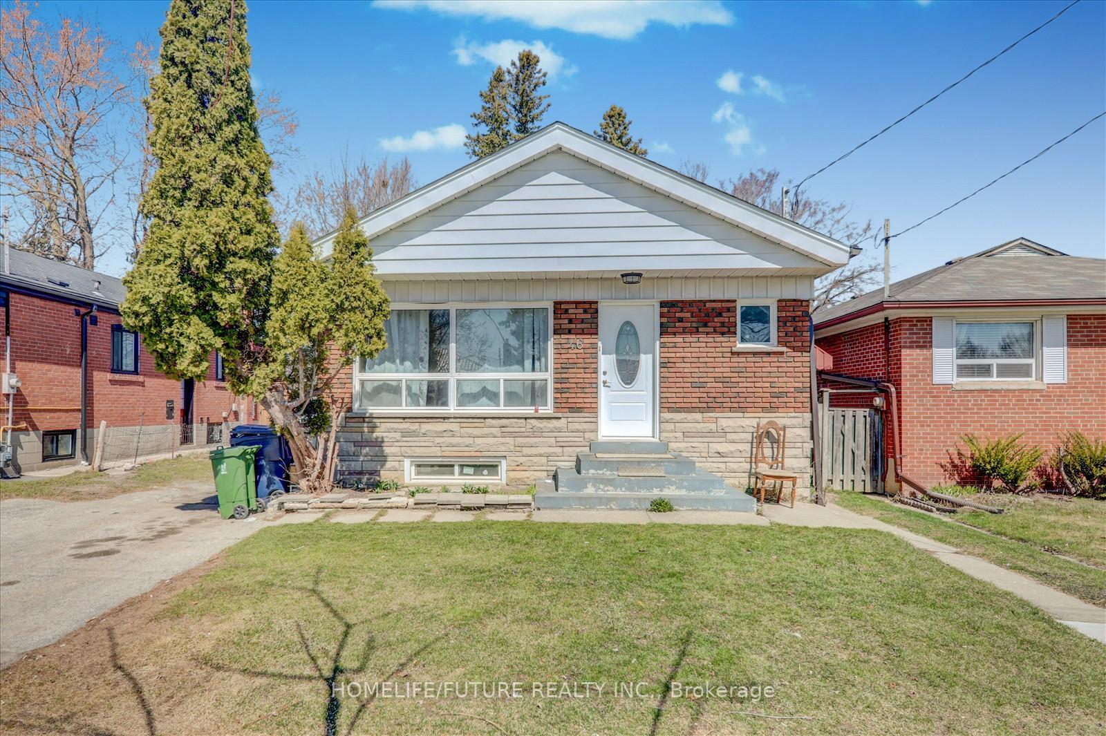 Photo de la propriété: 46 Wortham Drive ON M1G 1W4