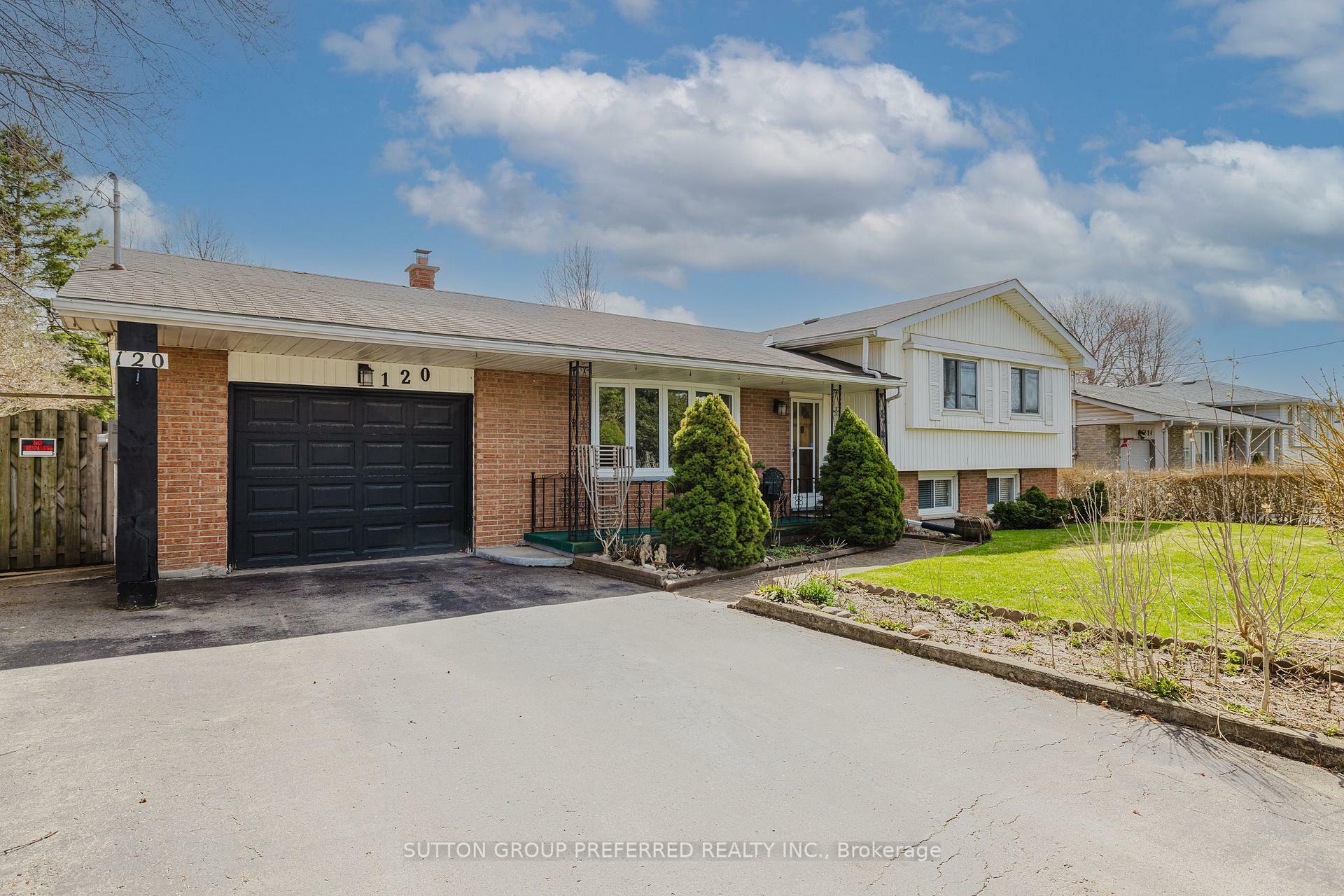 Property Photo: 120 Fanshawe Park Road W ON N6G 5C4