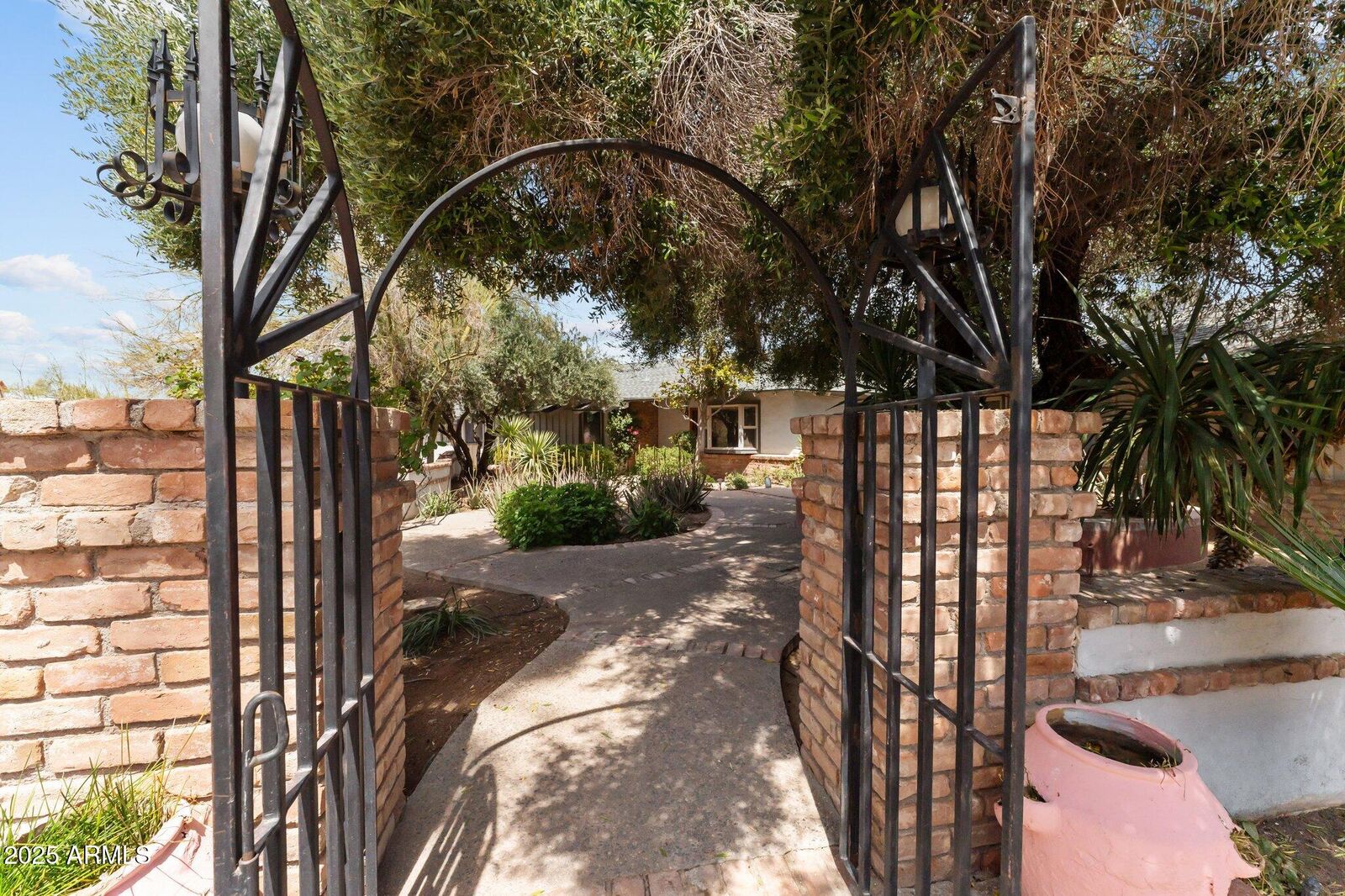 Property Photo: 740 Sunny Cove Heights Road AZ 85390