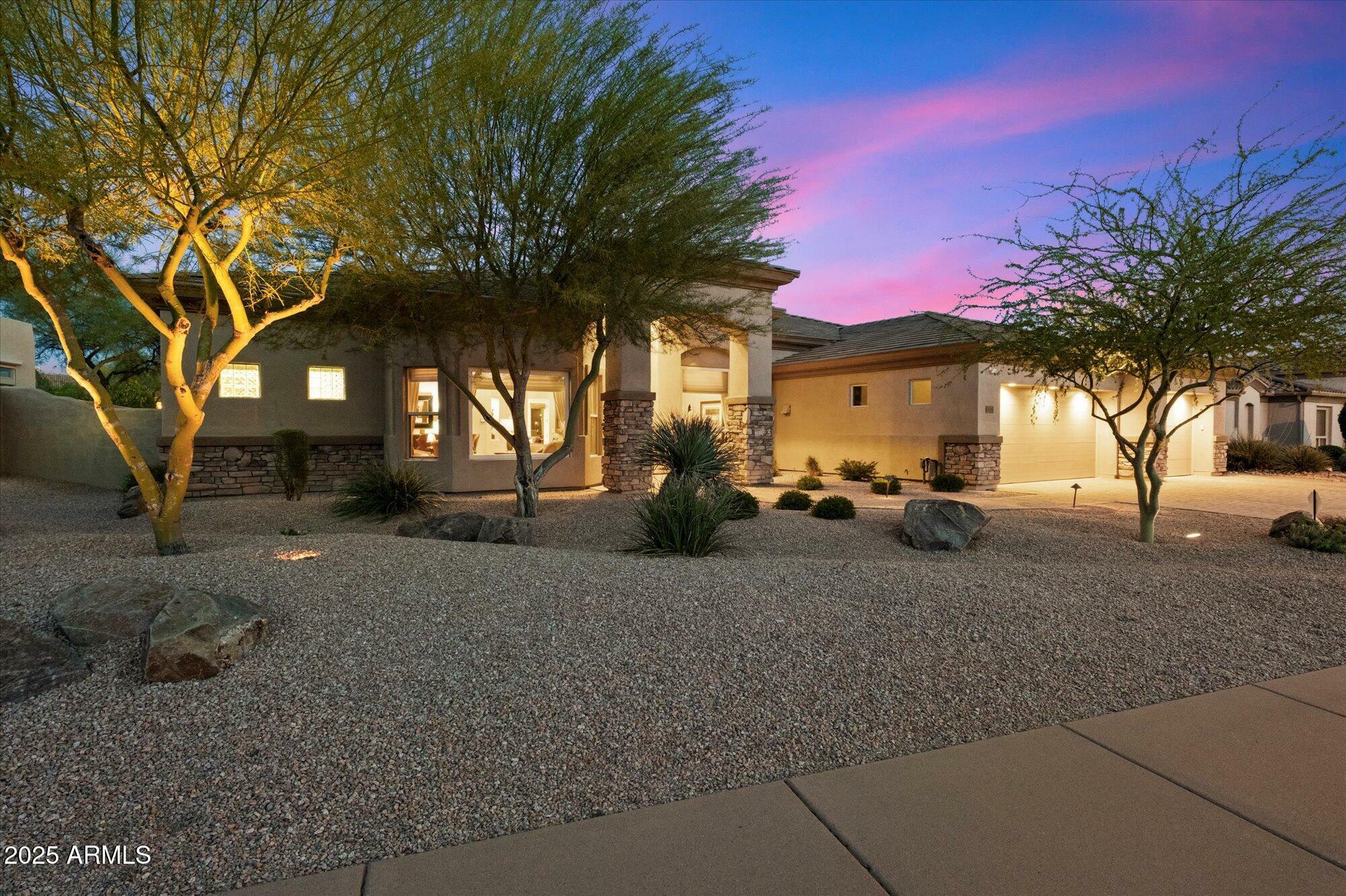 Property Photo:  22635 N 54th Place  AZ 85054 