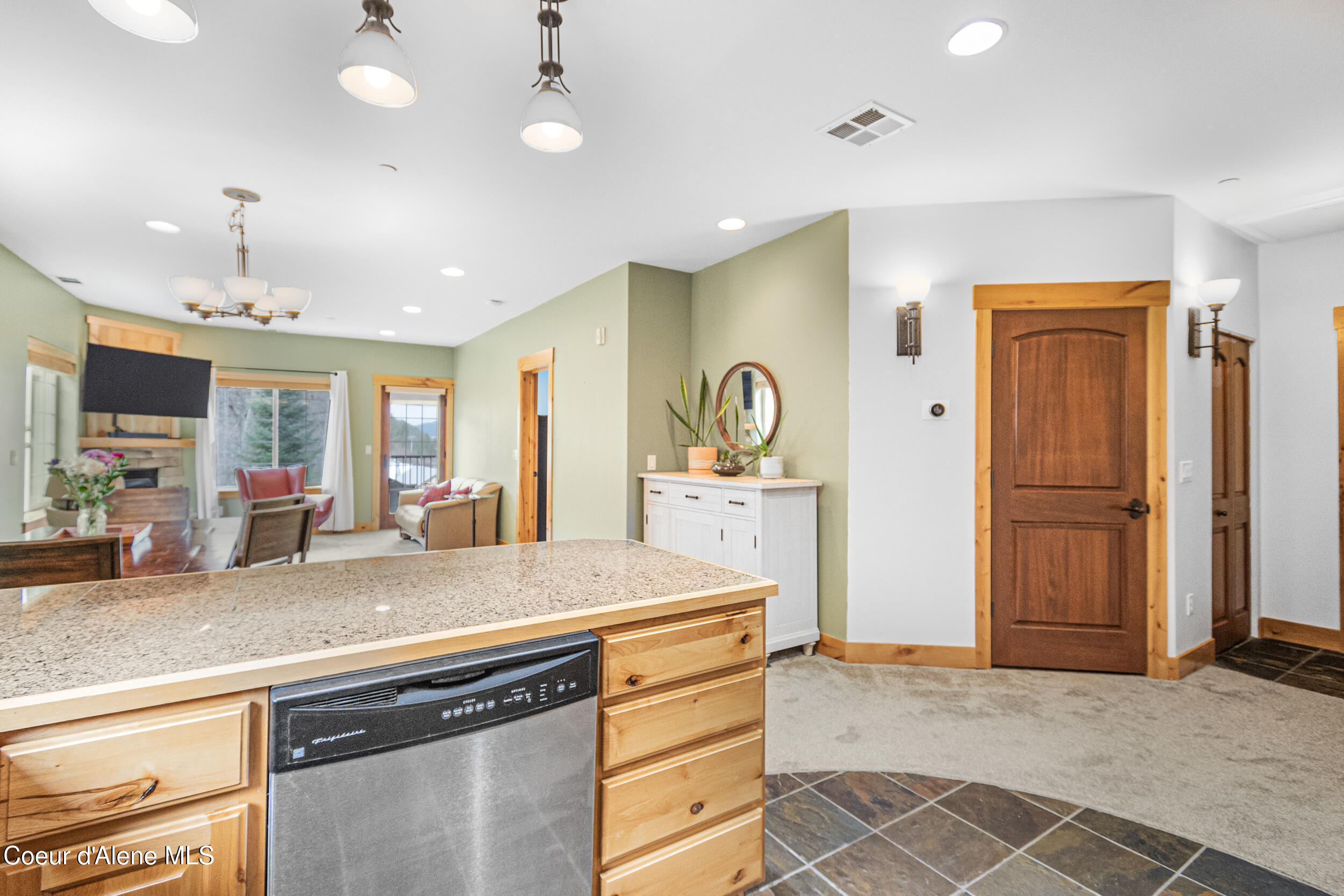 Property Photo: 308 Ohio Ave 202 ID 83837