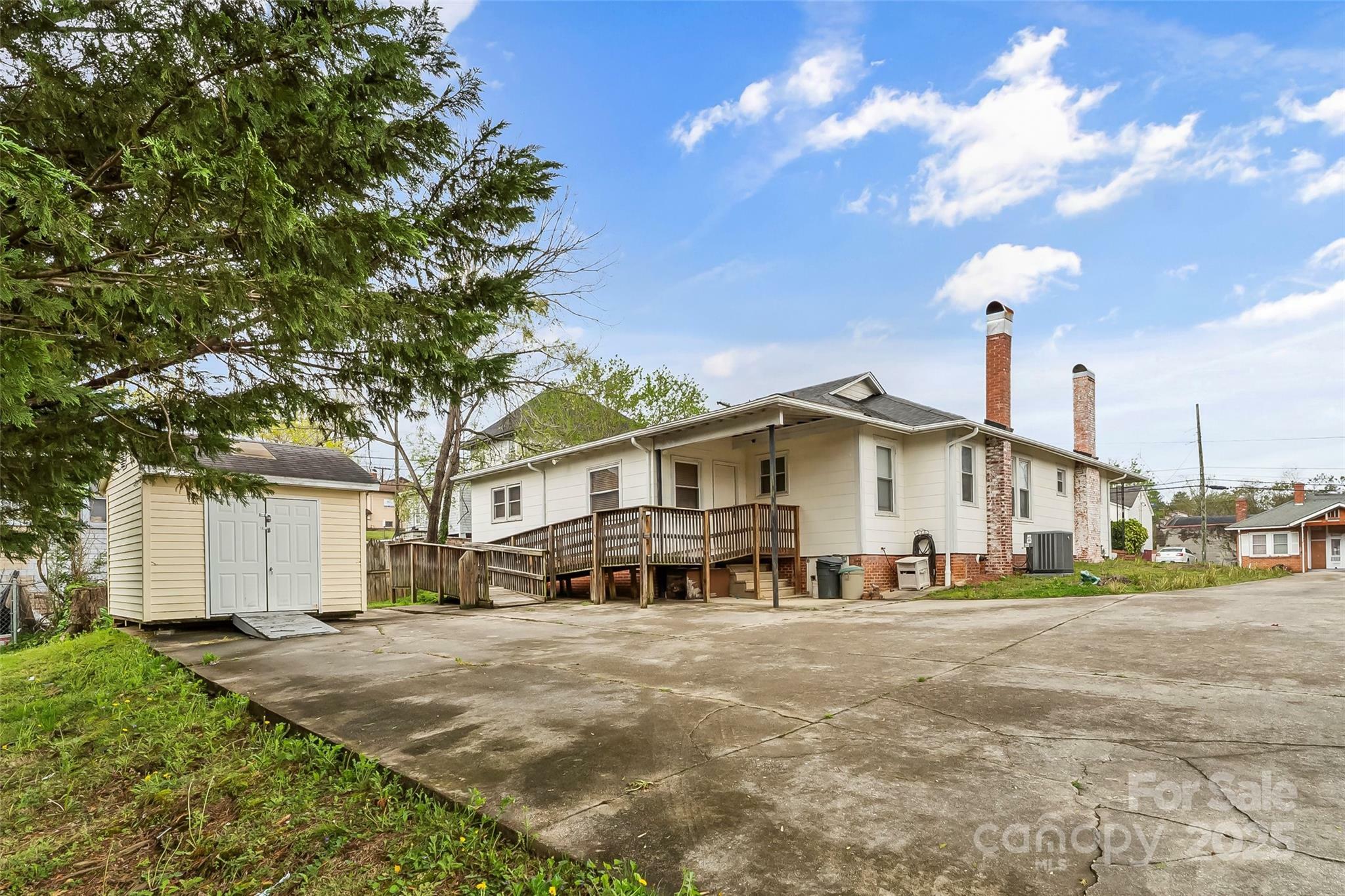 Property Photo: 88 State Street NC 28752