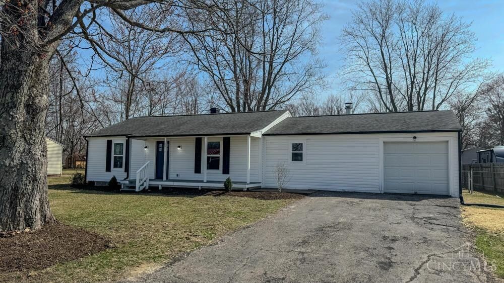 Property Photo:  1819 Louis Lane  OH 45122 