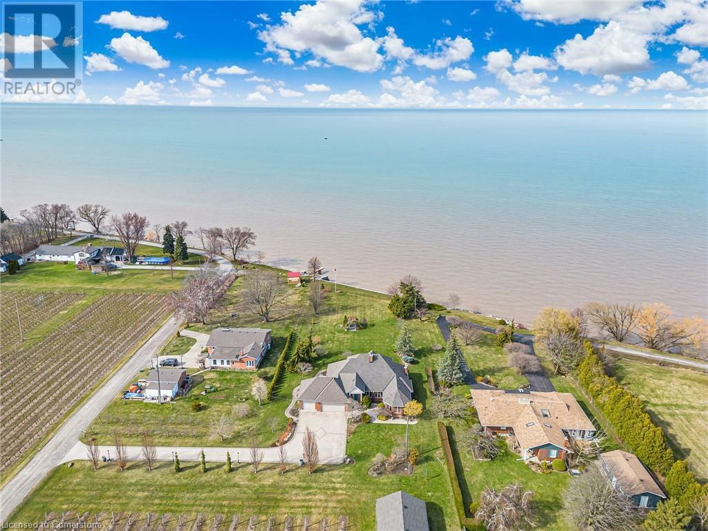 Property Photo: 3503 Lakeshore Road ON L3J 0X1