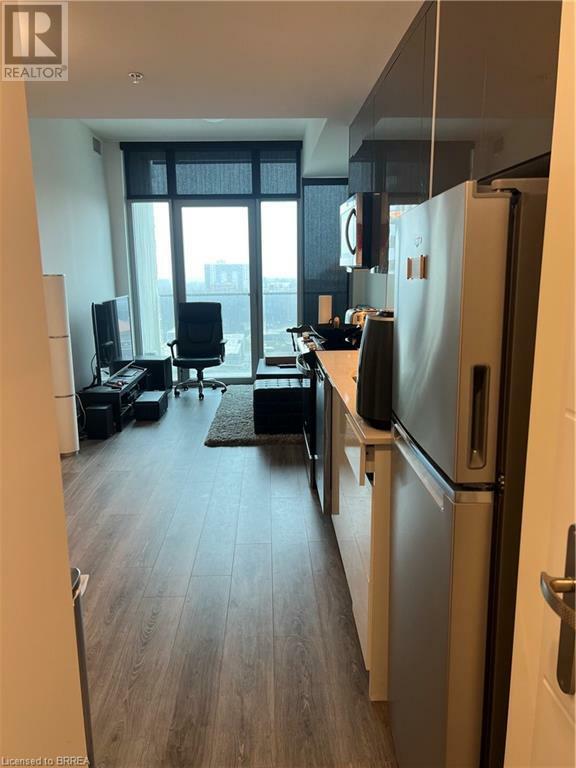 Photo de la propriété: 60 Frederick Street 1304 ON N2H 0C7