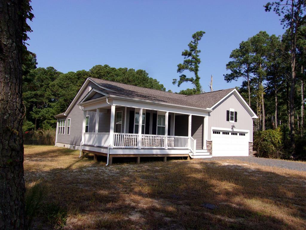 Property Photo: 38170 Castaway Dr VA 23356