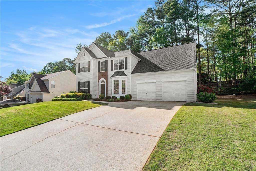 Property Photo: 1916 Oakwood Grove Drive GA 30078
