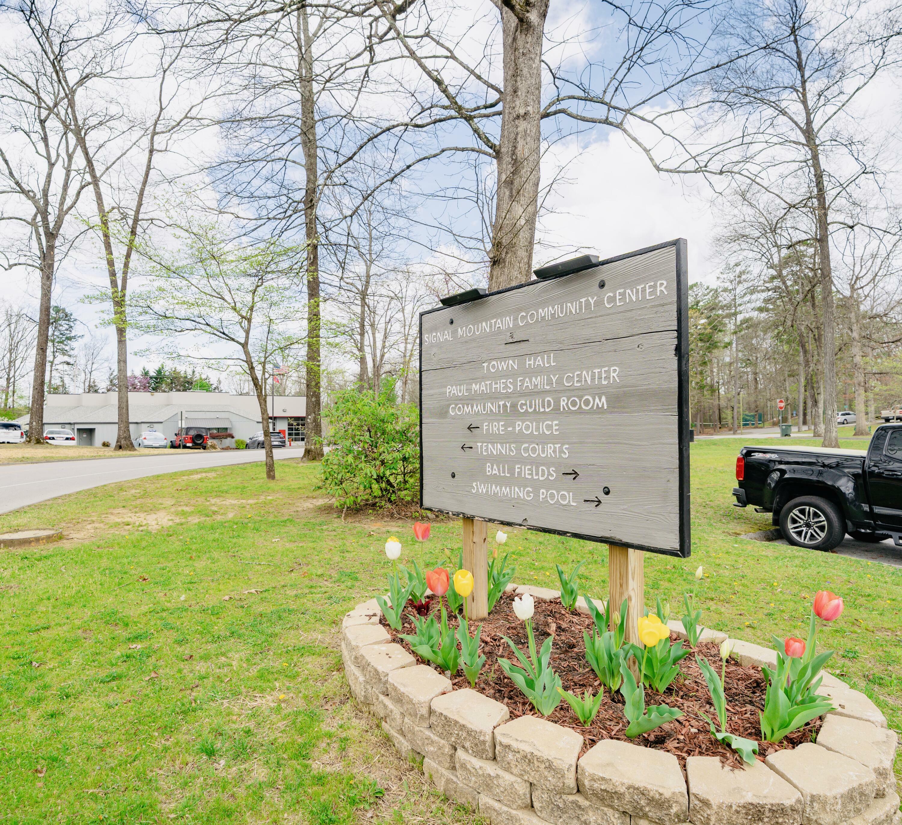 3650 Scarlet Maple Court  Signal Mountain TN 37377 photo