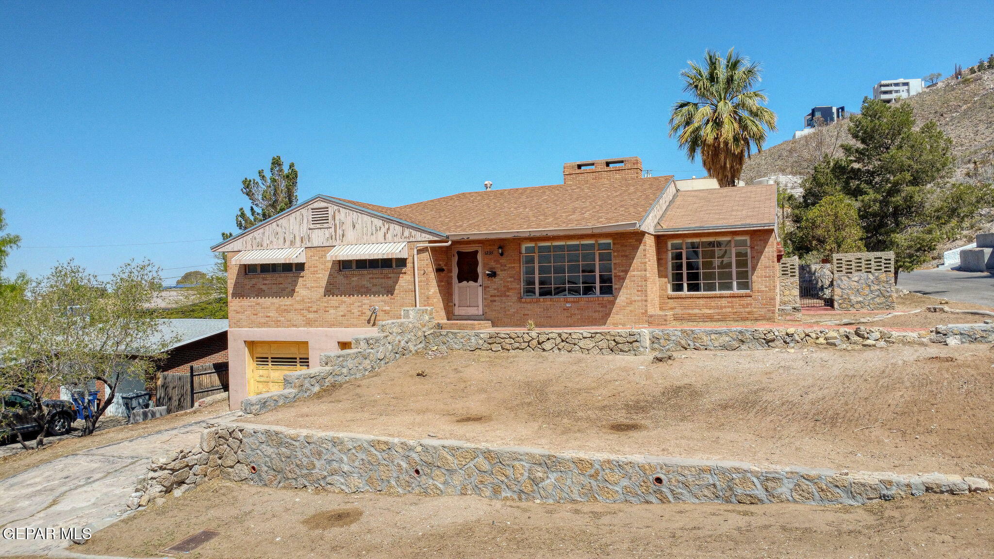 Property Photo: 1235 La Cruz Drive TX 79902