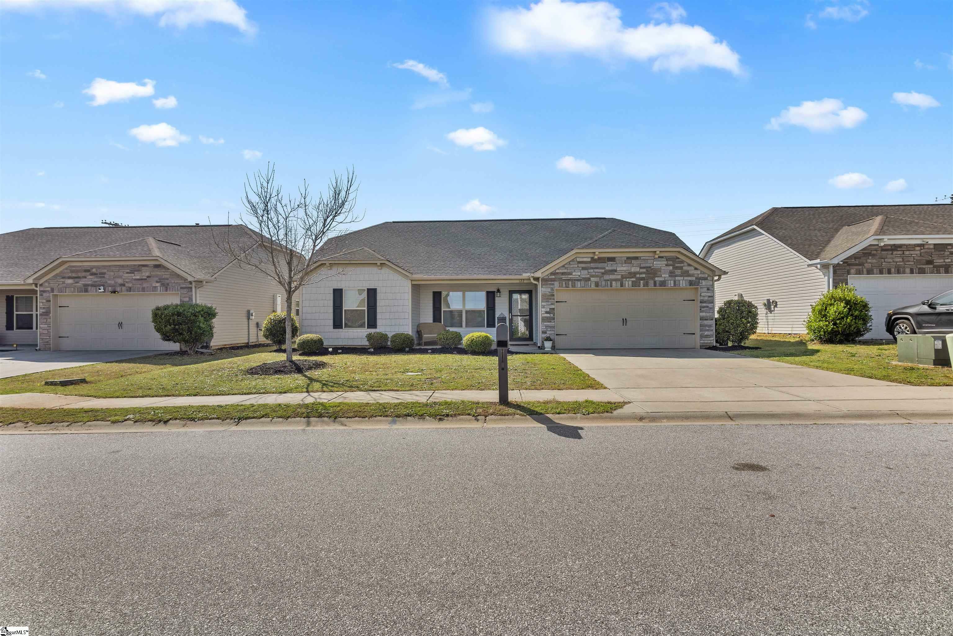 Property Photo:  122 Barred Owl Drive  SC 29644 