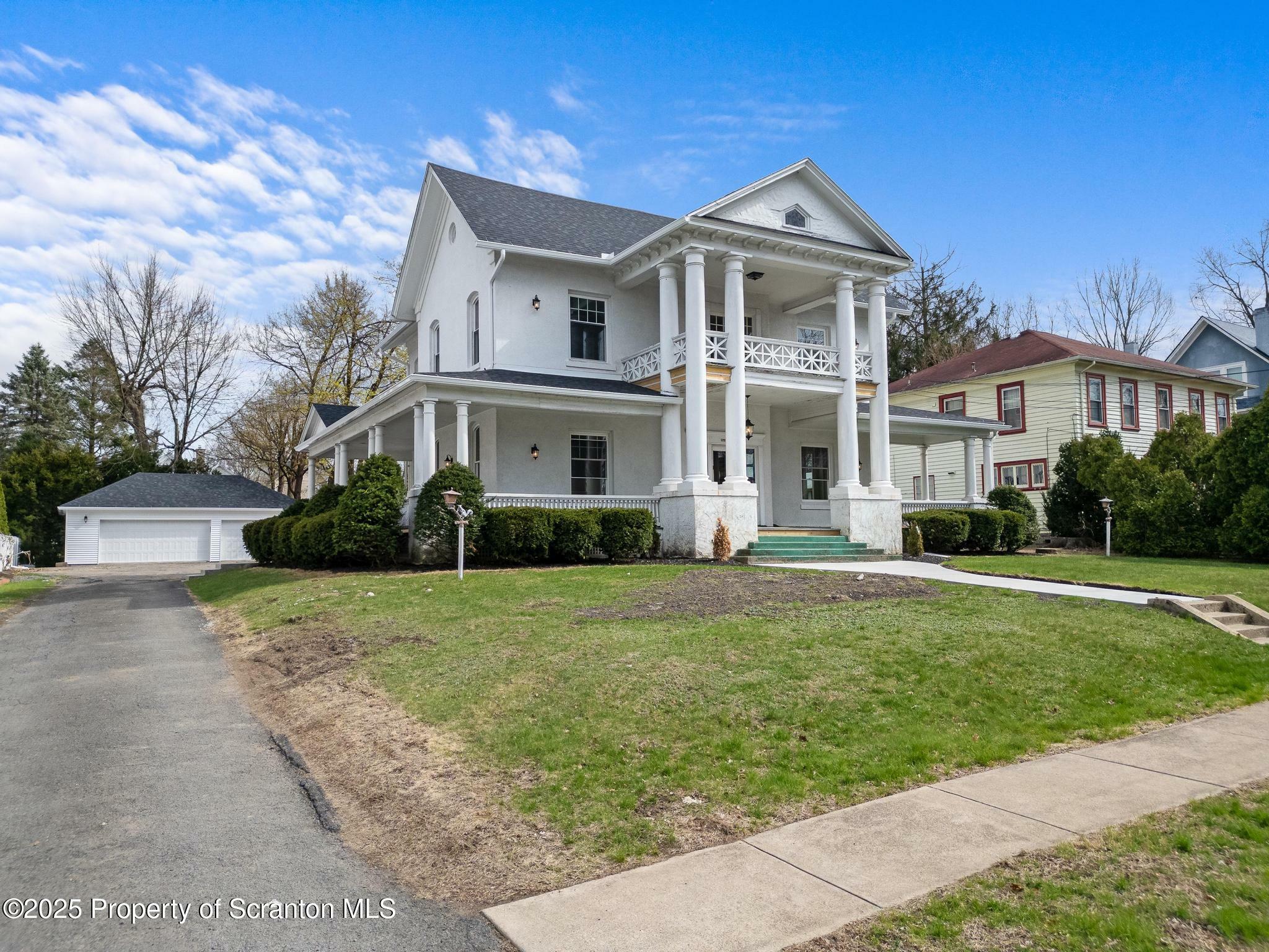 Property Photo: 1732 Capouse Avenue PA 18509