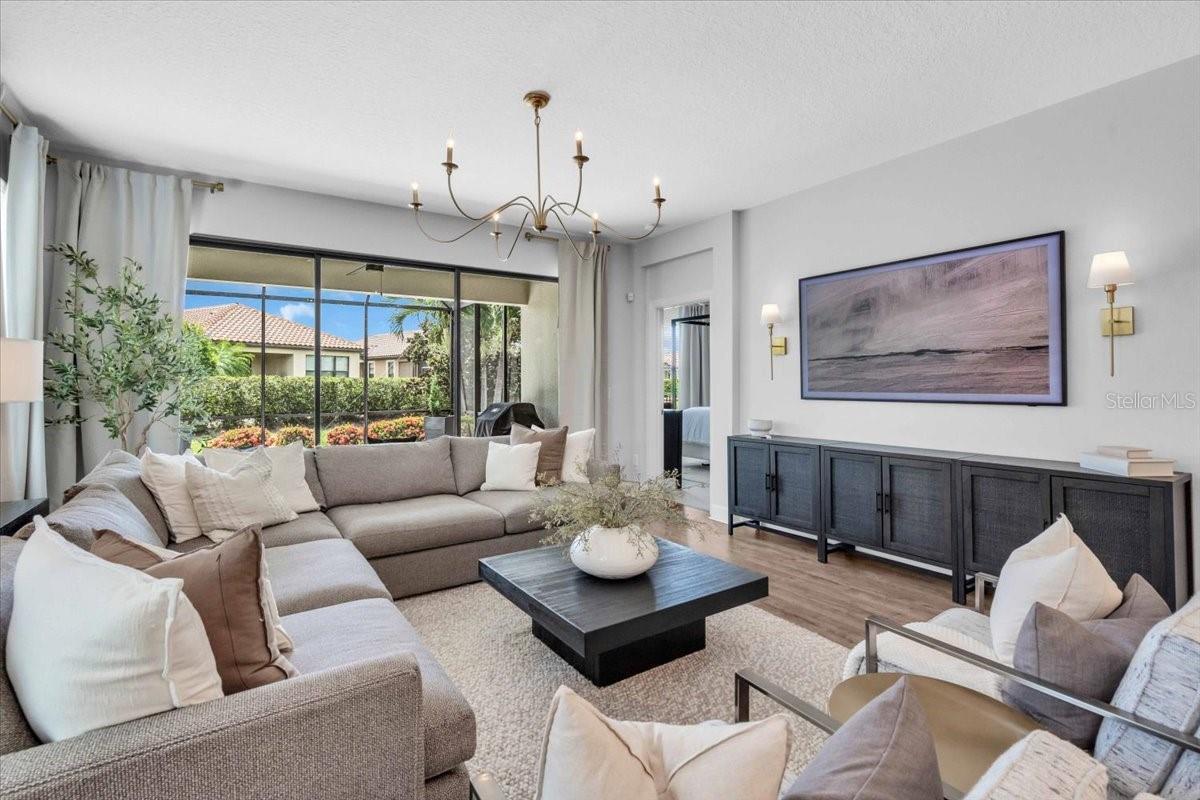 Property Photo:  4704 Stafford Court  FL 34221 