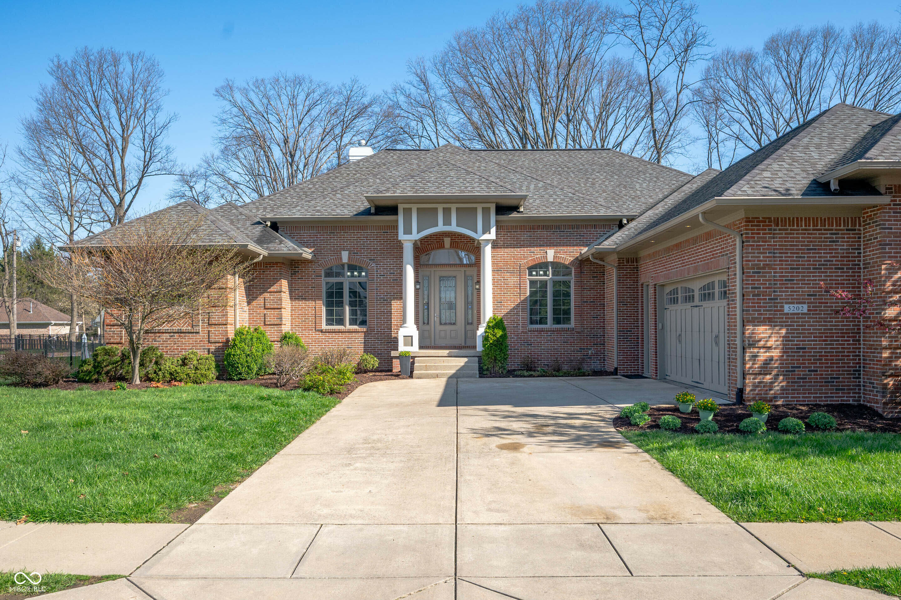 5202 Logan Lane  Indianapolis IN 46250 photo