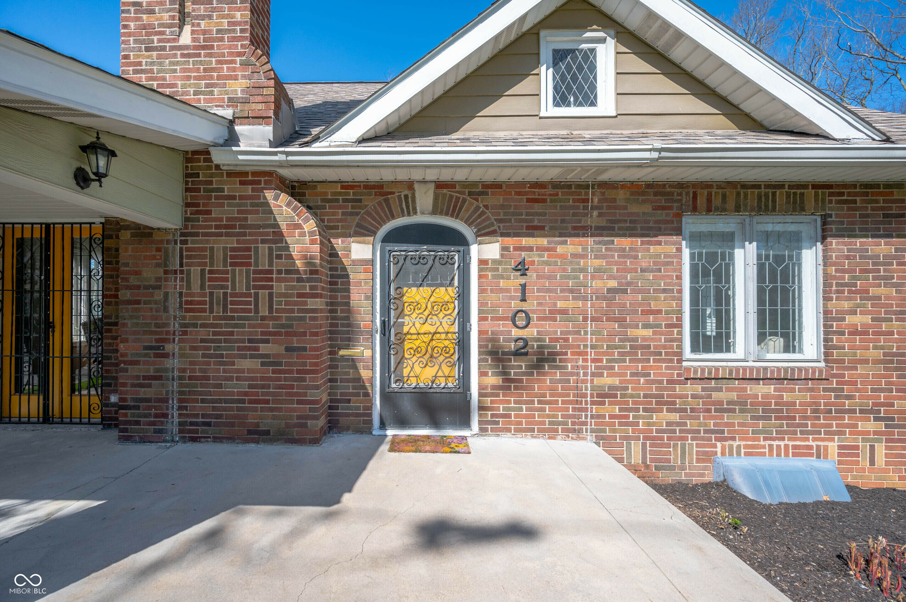 Property Photo: 4102 N Illinois Street IN 46208