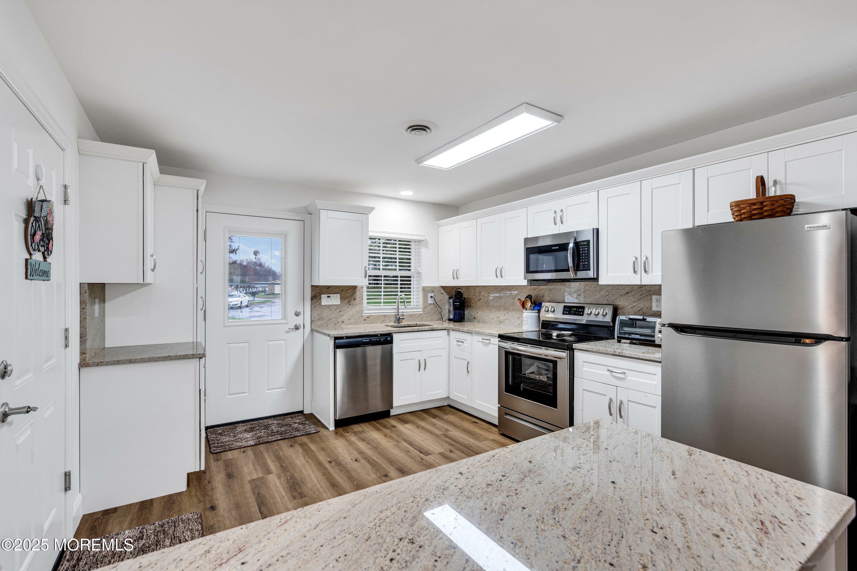 Property Photo:  25B Yorkshire Court  NJ 08759 