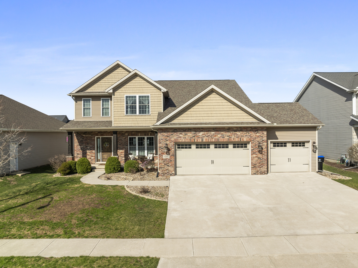 1520 Stoneroller Circle  Bloomington IL 61705 photo