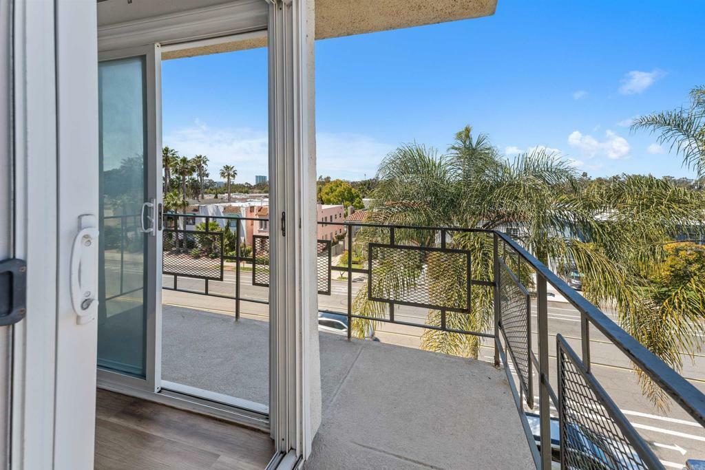 Property Photo: 3421 Park Boulevard 401 CA 92103