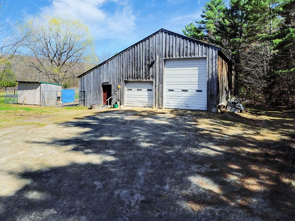 Property Photo: 751 Holley Road ME 04938