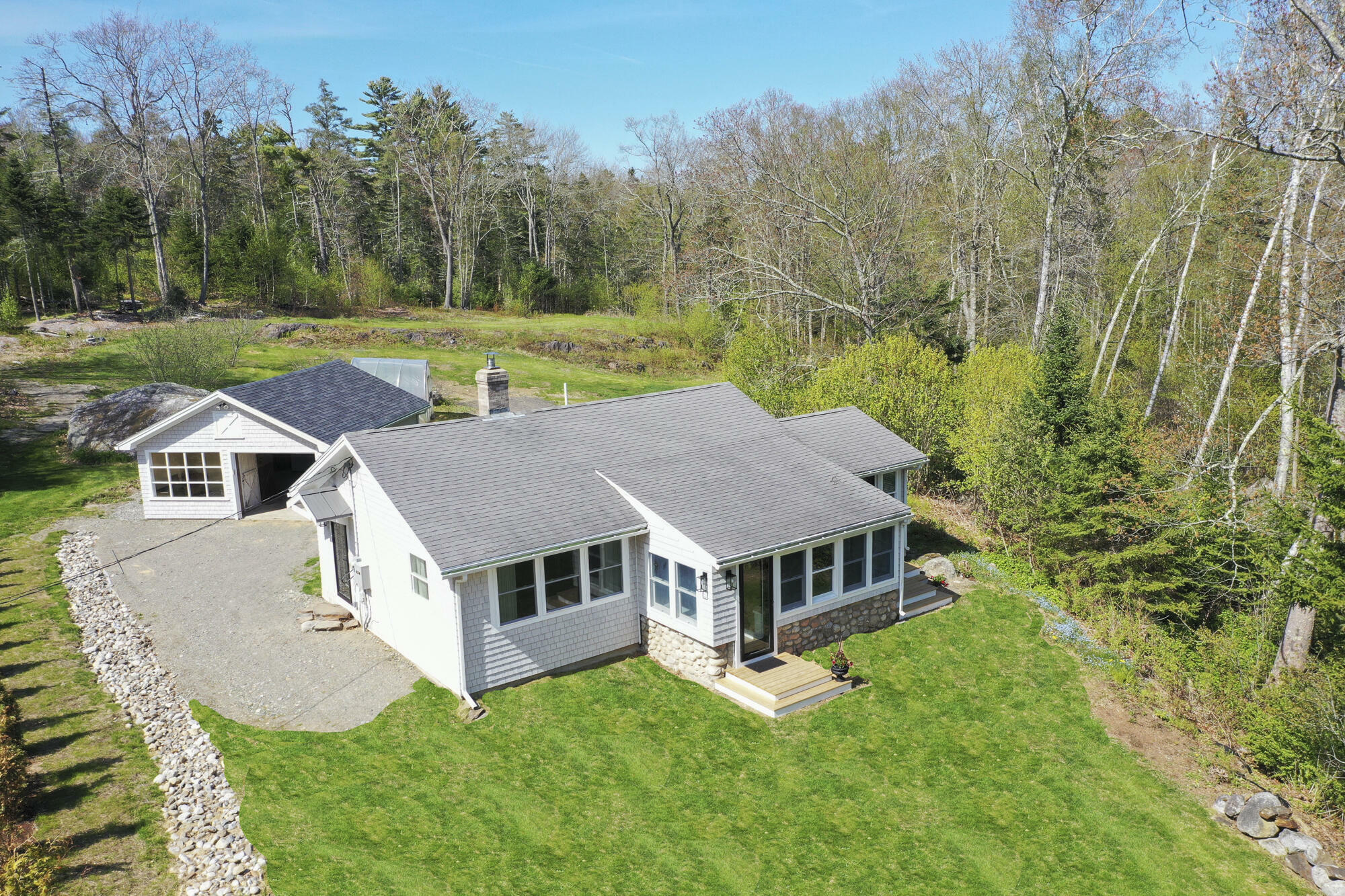 Property Photo: 22 Bayview Drive ME 04981