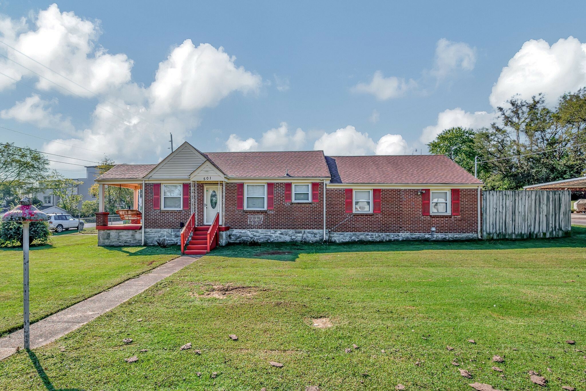 Property Photo: 501 Charles Dr TN 37115