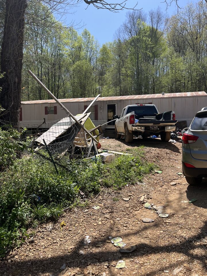 131 W 1st St  Iron City TN 38463 photo