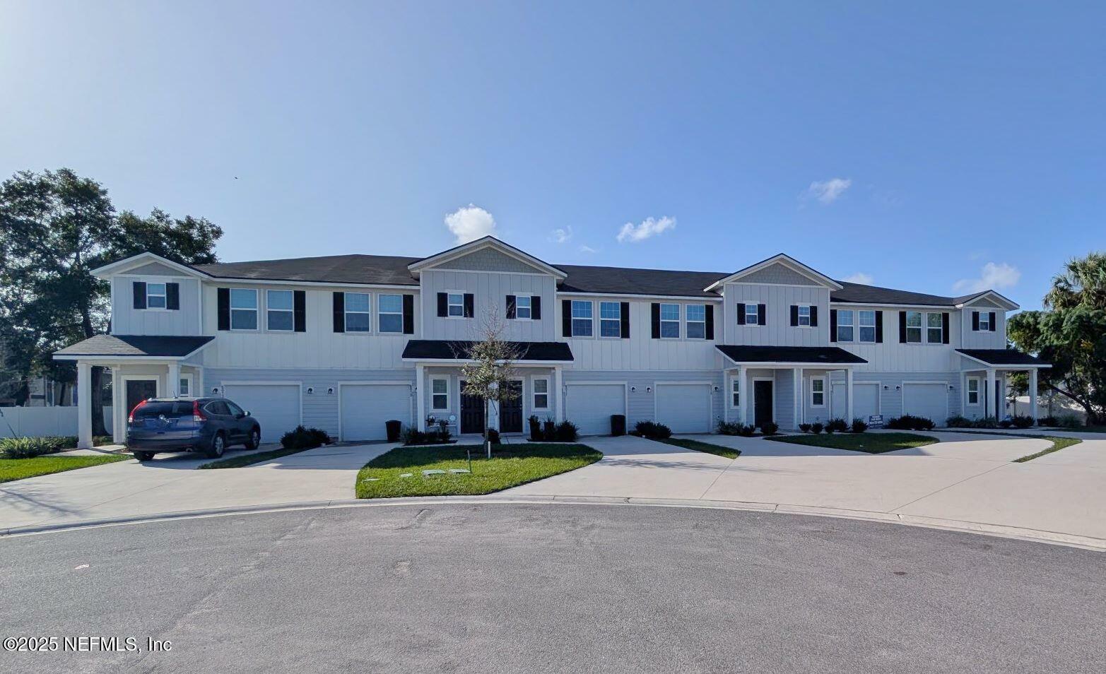Property Photo: 6021 Carolines Court FL 32277
