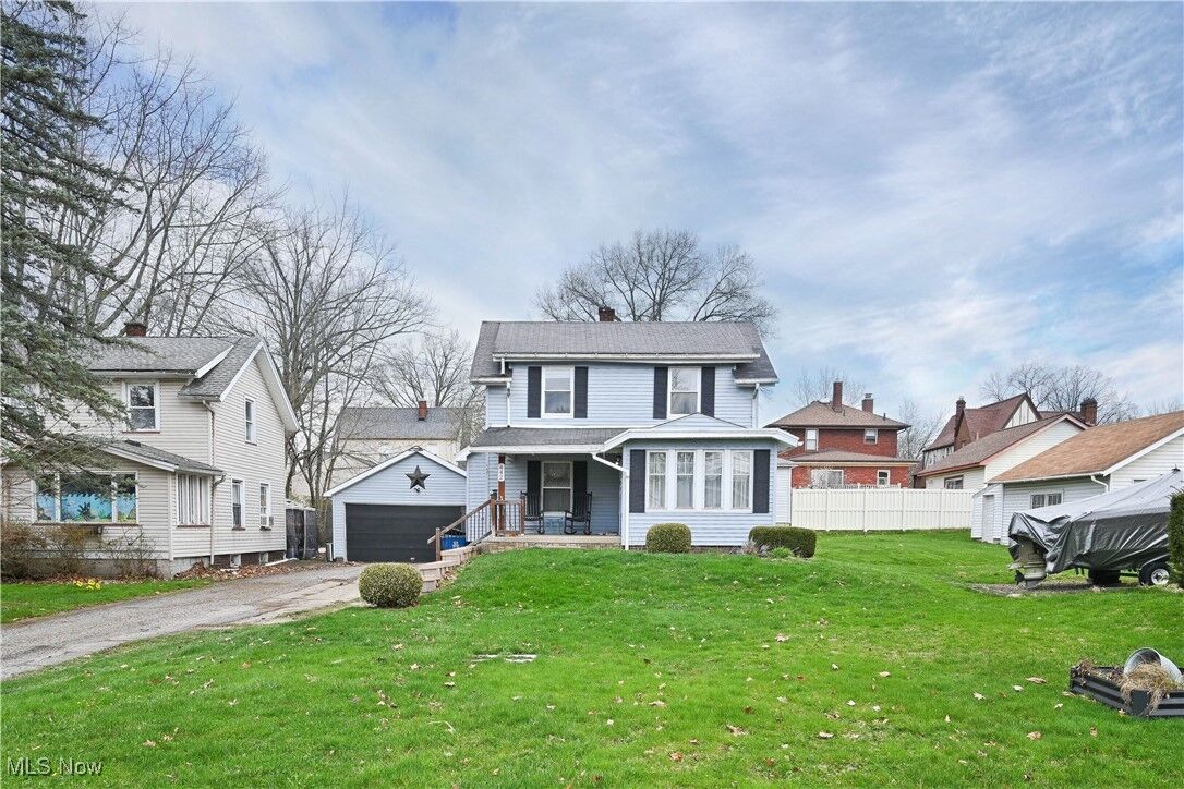 Property Photo: 442 E Kline Street OH 44420