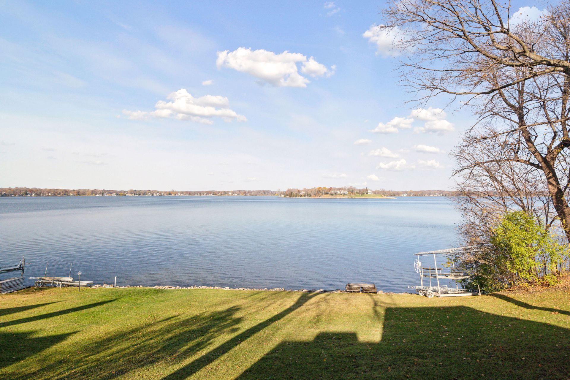Property Photo:  3150 Northview Road  MN 55391 