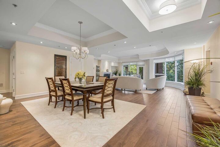 Property Photo: 600 Princeton Way SW 305 AB T2P 5N4