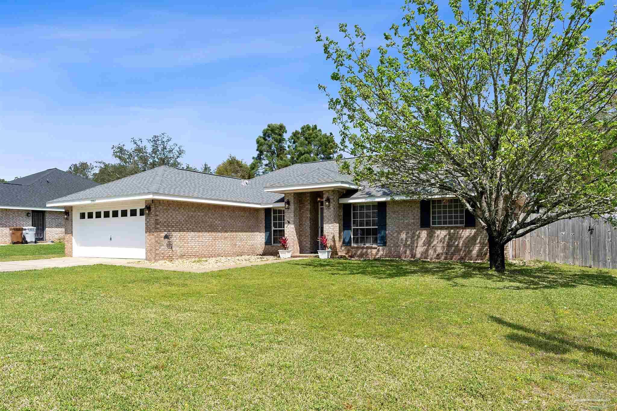 Property Photo: 2087 Alfred Blvd FL 32566